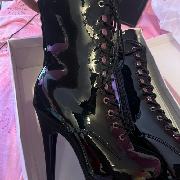 Brand new Pole Dancing Boots! - Picture 2 of 4